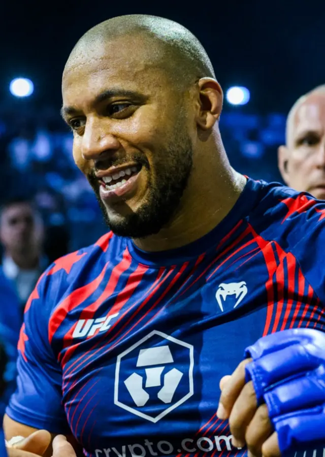 Ciryl Gane de retour à l’entraînement, unification Aspinall en attente
